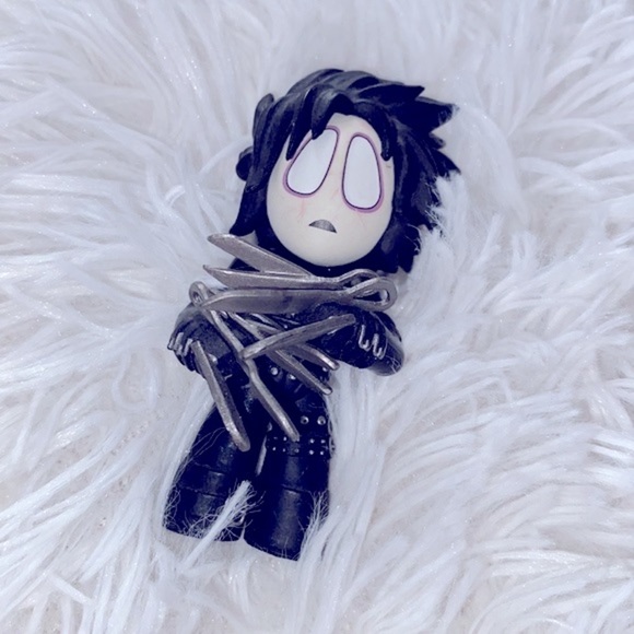 Funko Edward scissor hands figurine - Picture 1 of 6